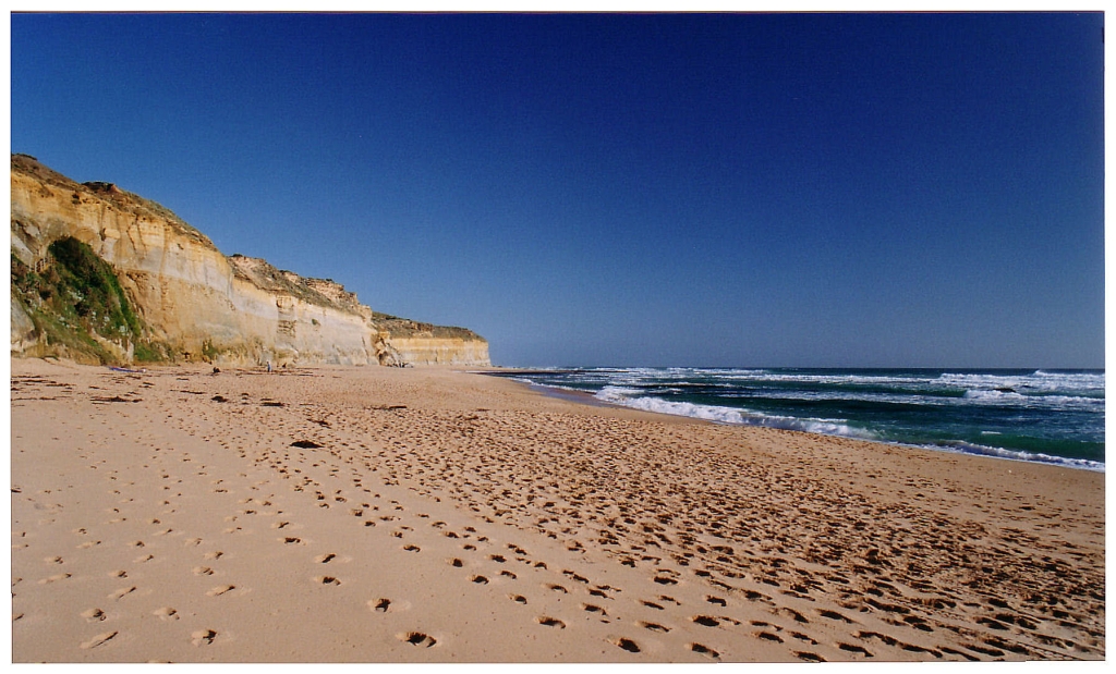 04 The Great Ocean Road (2).jpg